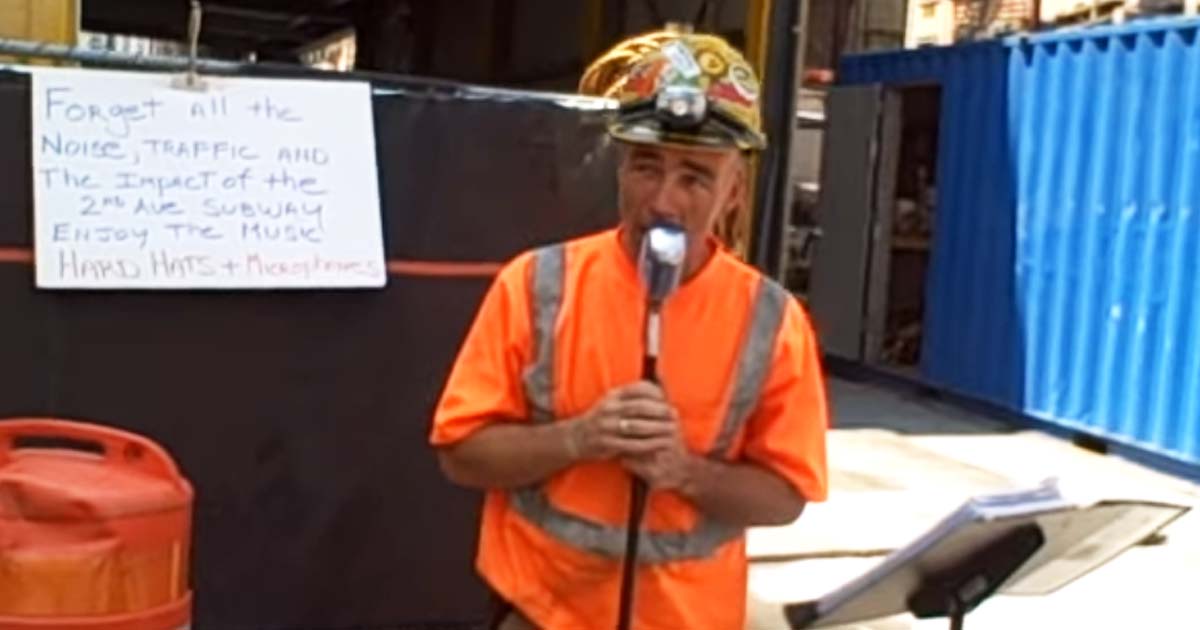 Construction Worker Brings Joy To Neighborhood By Singing Frank Sinatra ...