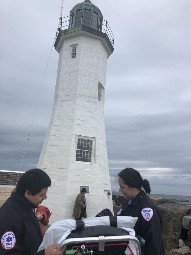 EMTs Help Fulfill Dying Woman's Last Wish To See Lighthouse FaithPot