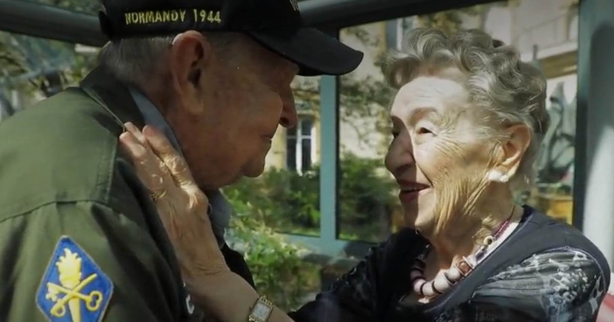 veteran-meets-lover-after-75-years