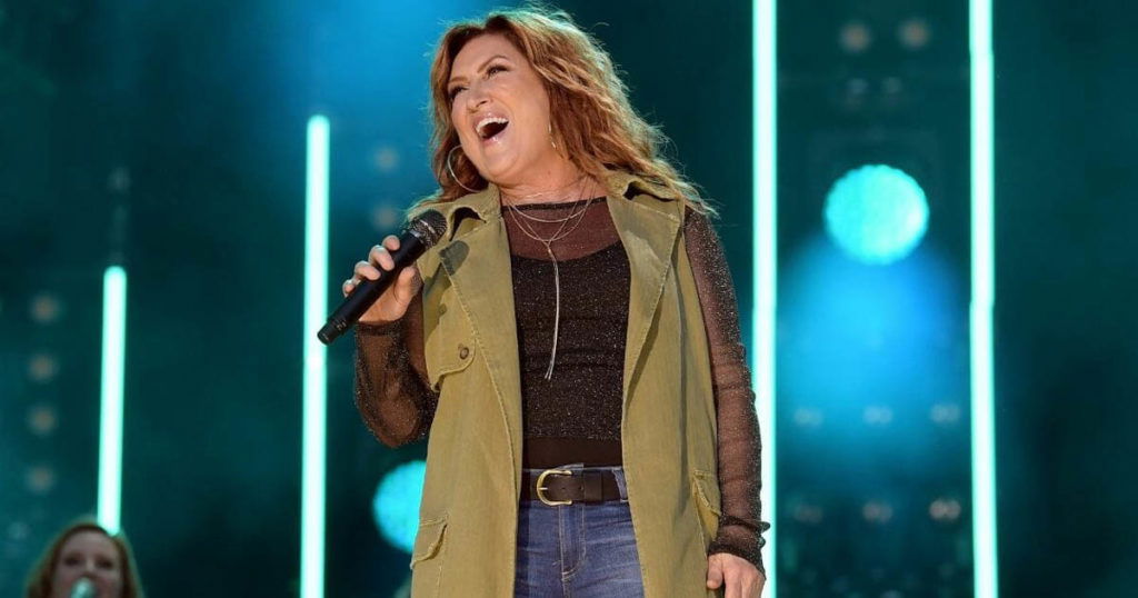 Country Singer Jo Dee Messina Shares Testimony Of Finding Jesus During