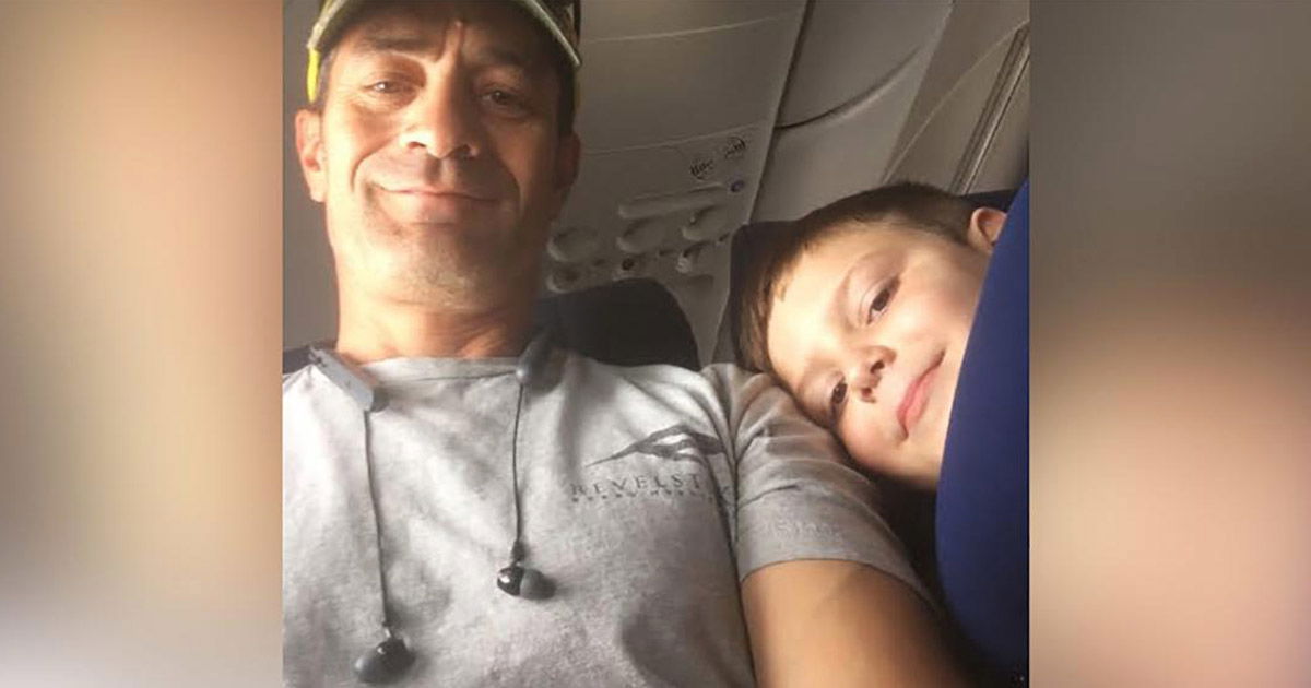 Autistic girl from Oregon kicked off airplane 