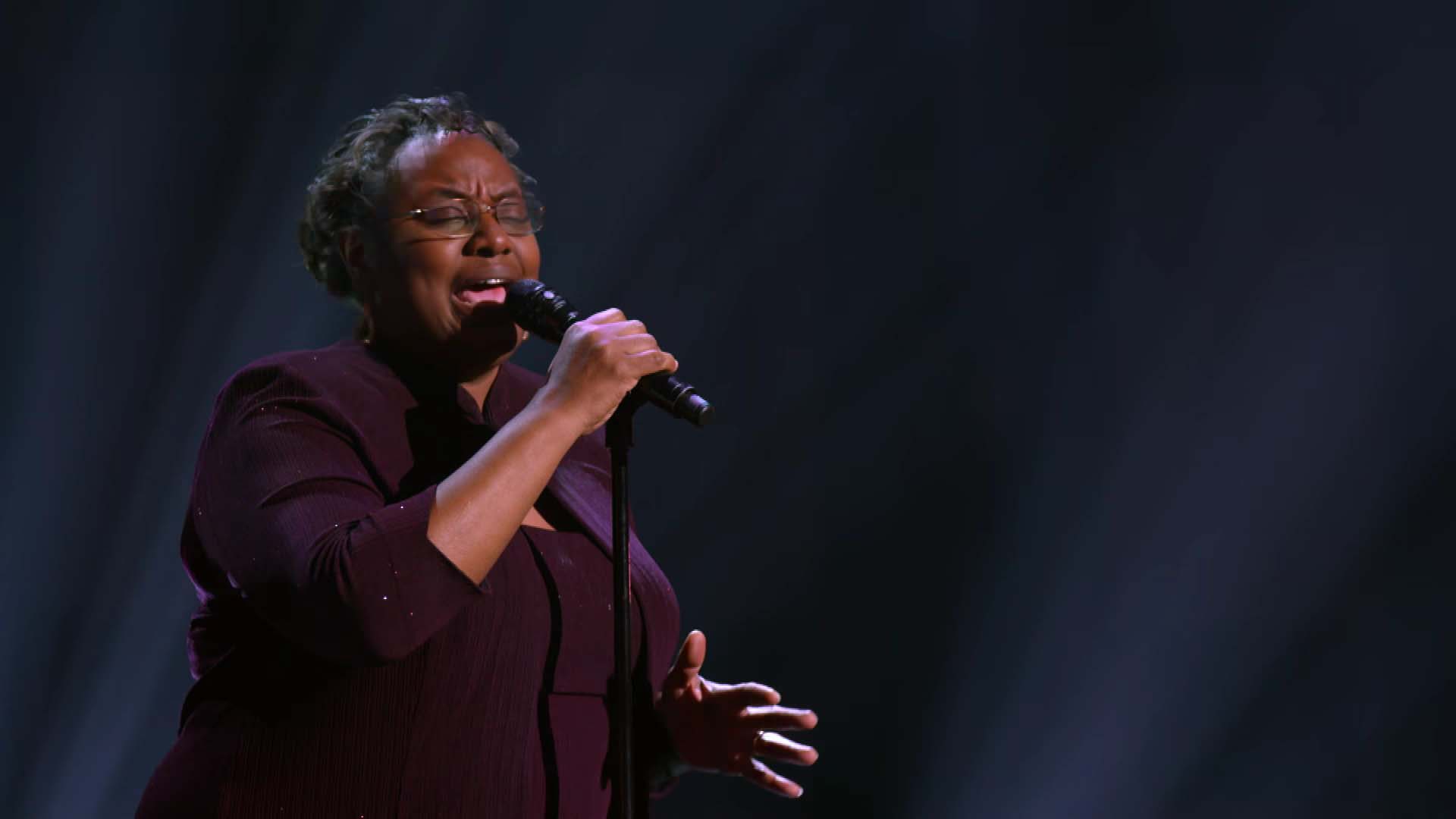 Callie Day Sings Moving Rendition Of 'Up To The Mountain' On America's Callie Day Sings Moving Rendition Of 'Up To The Mountain' On America's