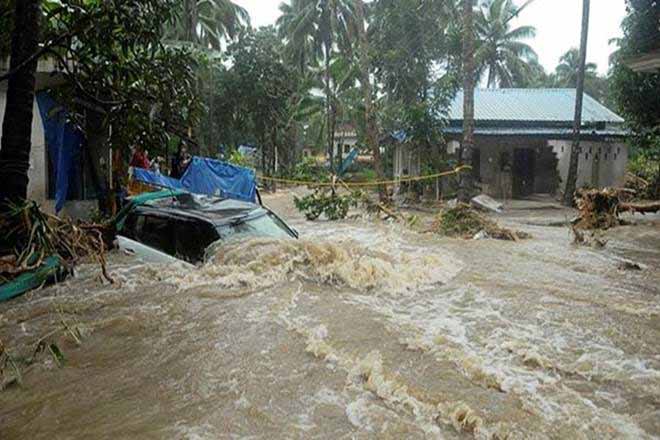 Garment Seller Donates His Entire Stock To Flood Victims | FaithPot