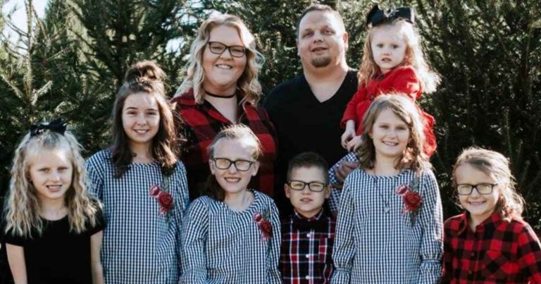 Couple Brings Christmas To Five Foster Siblings With Adoption Faithpot