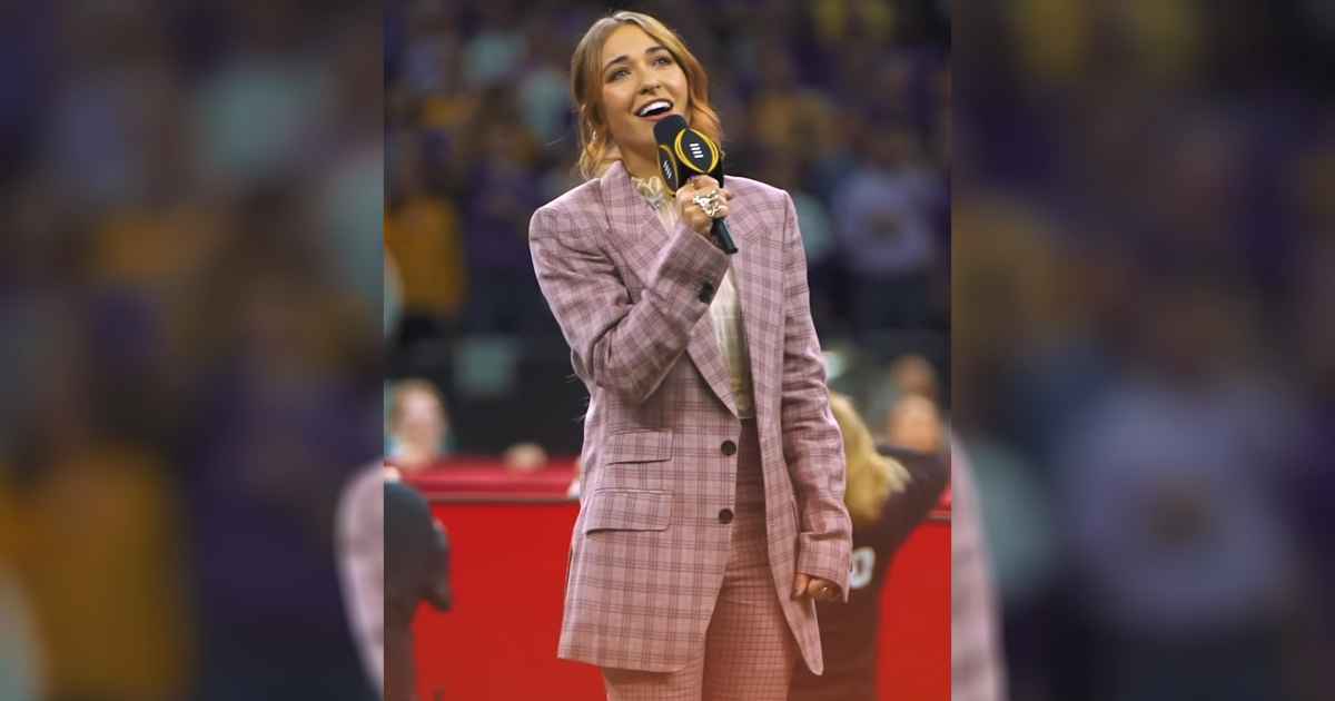 lauren-daigle-national-anthem