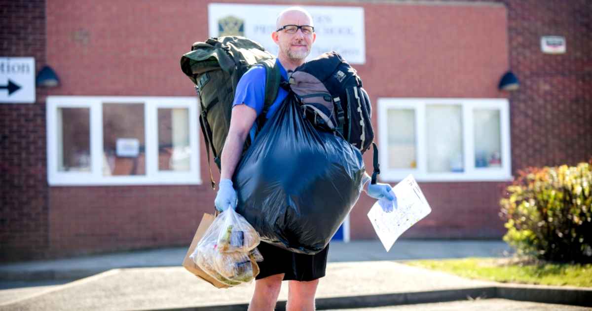 teacher-delivers-food-zane-powles