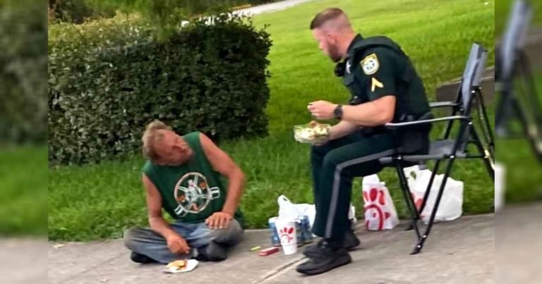 deputy-shares-dinner-with-homeless-man