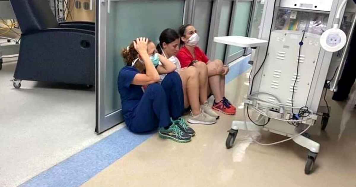 louisiana-nurses-care-for-babies-during-hurricane-laura