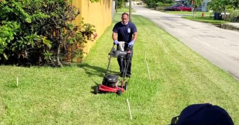 firefighters-mow-lawn-for-veteran
