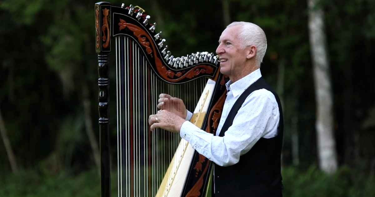 in-the-sweet-by-and-by-harp-cover-eduard-klassen