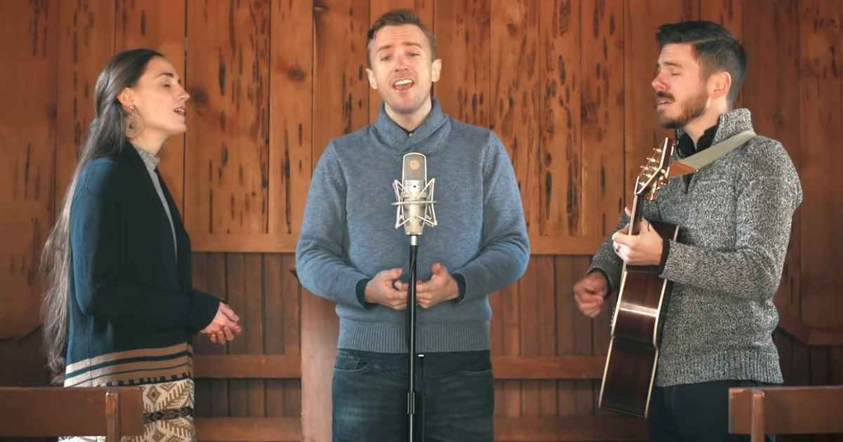 away-in-a-manger-cover-peter-hollens-the-hound-the-fox