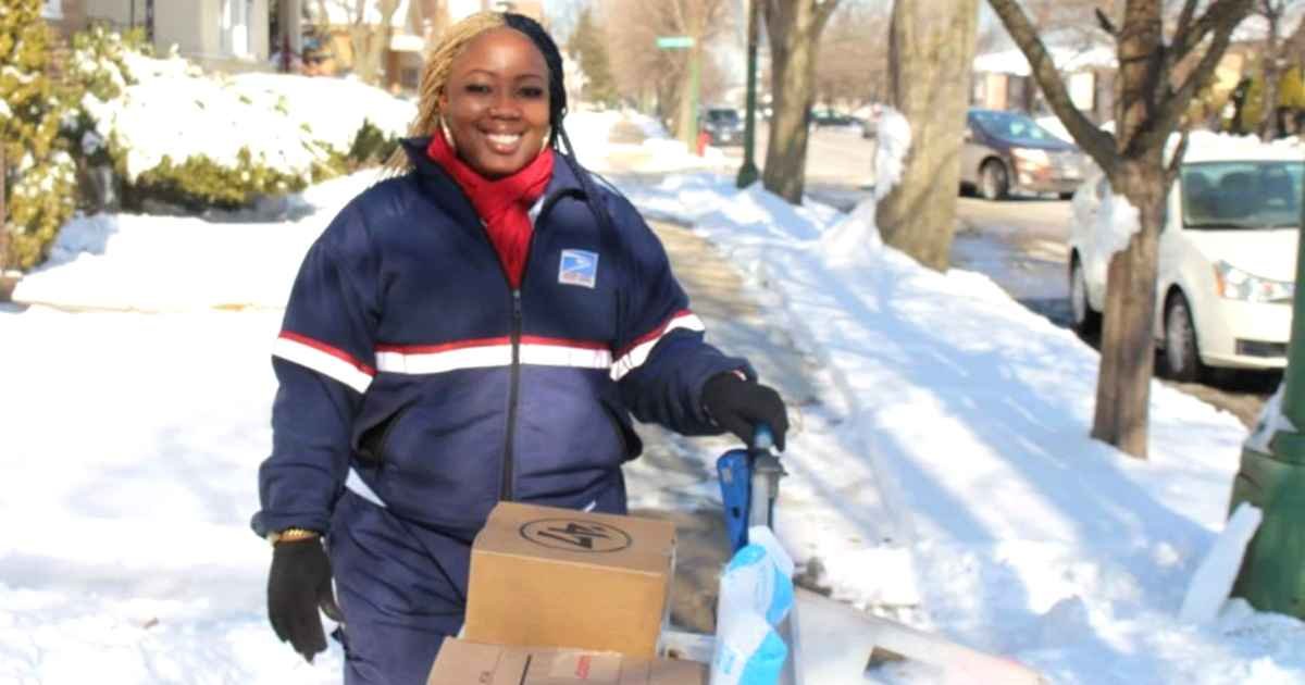mail-carrier-rescues-elderly-woman