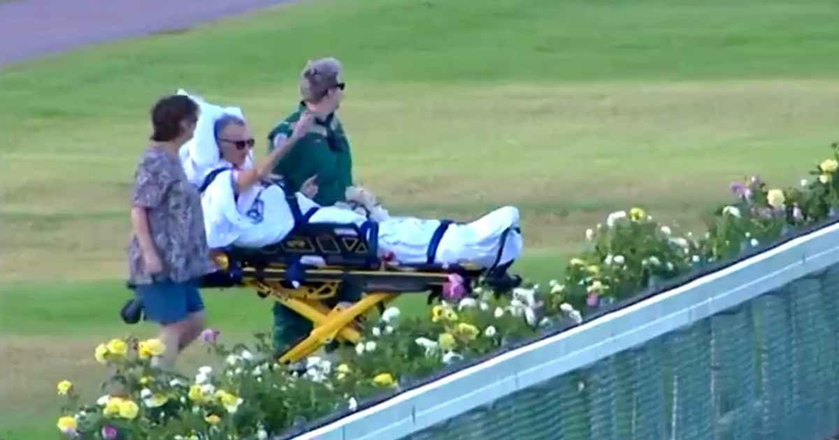paramedics-grants-dying-man's-wish-watch-horse-race
