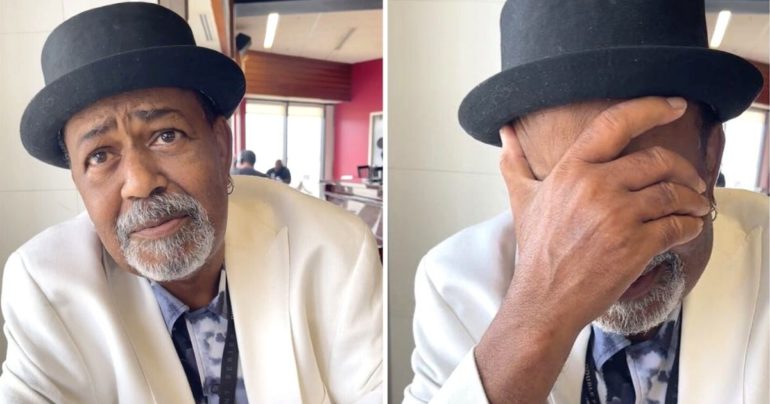 airport pianist tips Carlos Whittaker