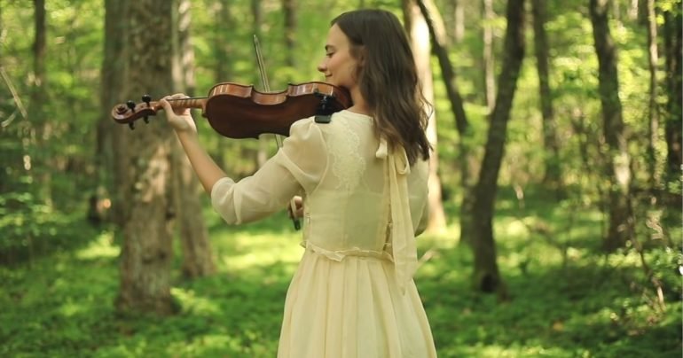 Praise to the Lord the Almighty violin cover Taryn Harbridge