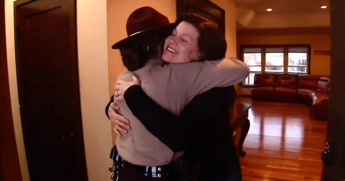 officer-reunited-with-woman-Kristie-Sue