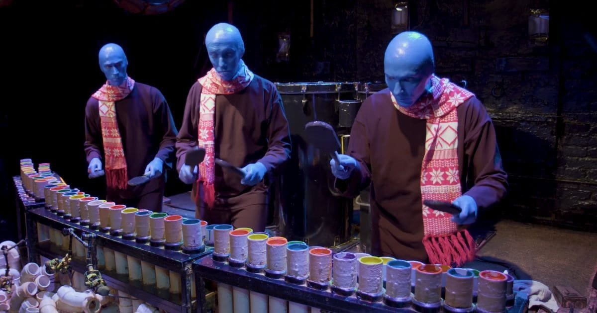 christmas-songs-on-pvc-pipes-blue-man-group