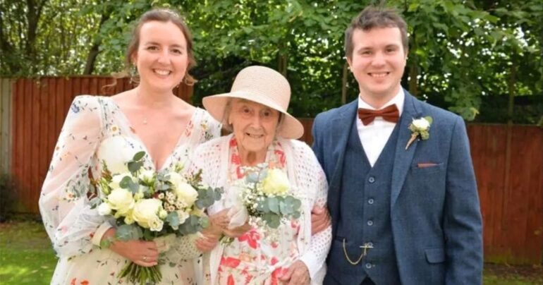 couple recreates wedding for grandma